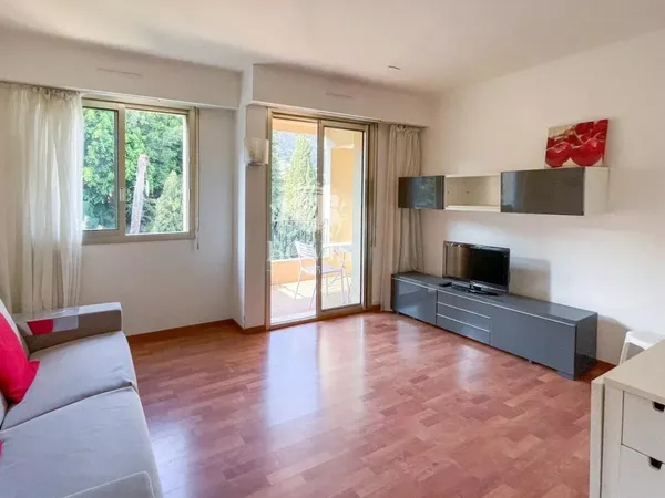 EXCLUSIVITE - STUDIO DERNIER ETAGE - BEAULIEU SUR MER