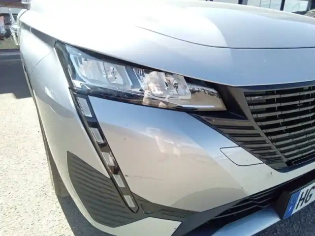 Peugeot 308 sw hybrid 145 e-dcs6 — photo 16