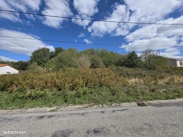 Terrain 920 m² Queuille