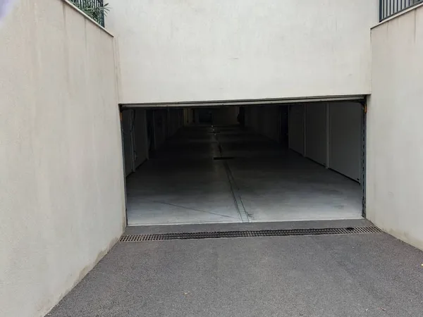 Parking 13 m²