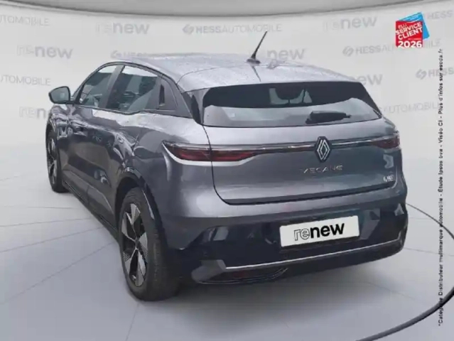 Renault Megane e-tech electric ev60 220ch equilibre super charge -b — photo 8