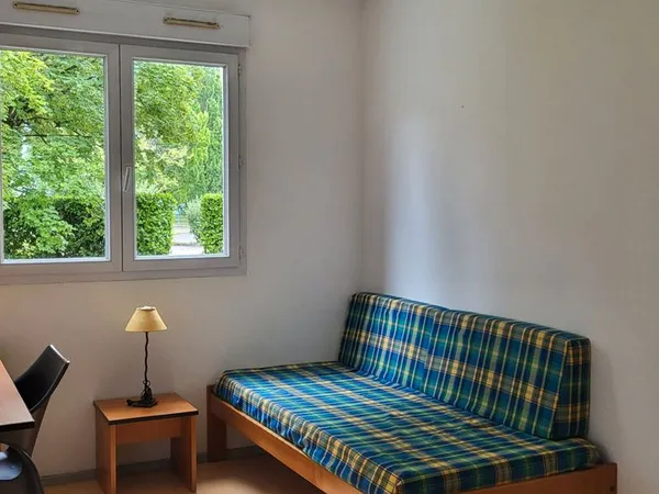 Studio 1 pièce 19 m²