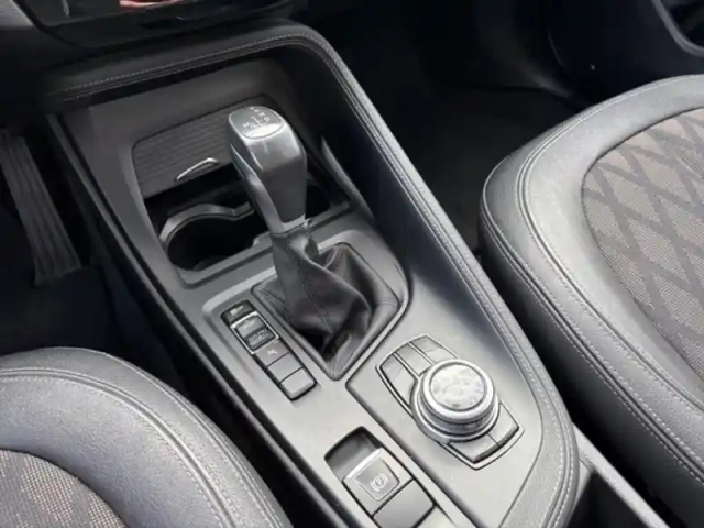 Bmw X1 sdrive18da 150ch xline — photo 26