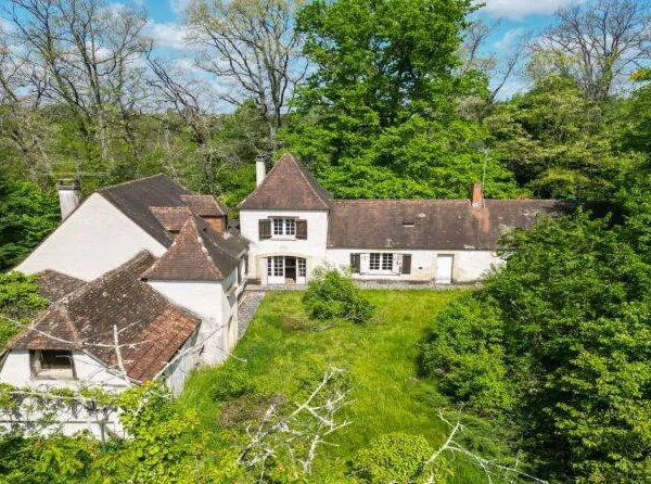 Maison 11 pièces 250 m²