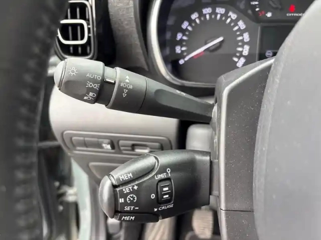 Citroën C3 Aircross bluehdi 110 s&amp;s bvm6 shine — photo 17