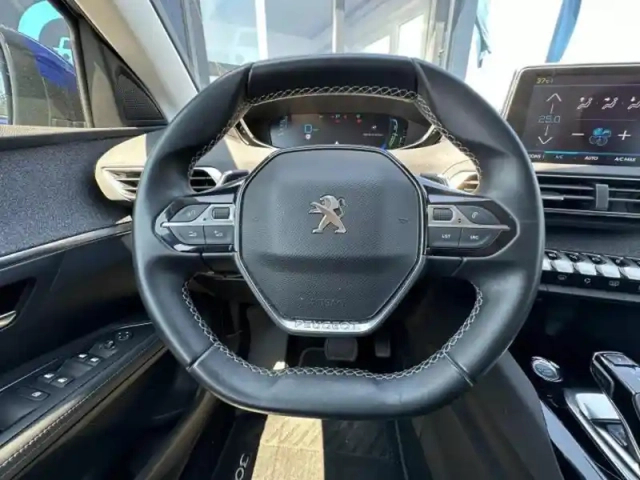 Peugeot 3008 hybrid 225ch allure e-eat8 10cv — photo 13
