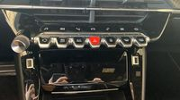 Peugeot 2008 1.5 BlueHDi 130ch S&S GT EAT8 — photo 26
