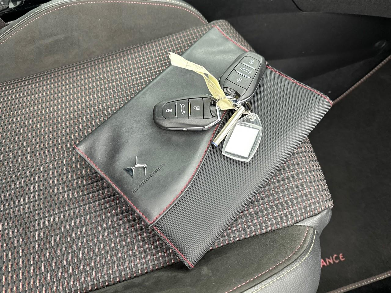 Ds Ds 3 crossback puretech 130 eat8 performance line+ — photo 37