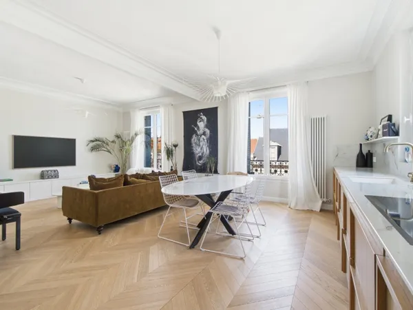 Appartement 6 pièces 104 m²