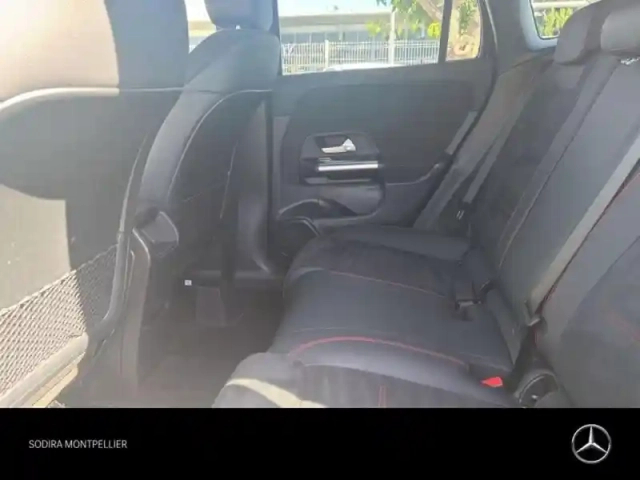 Mercedes Gla 200 d 150ch amg line 8g-dct — photo 14