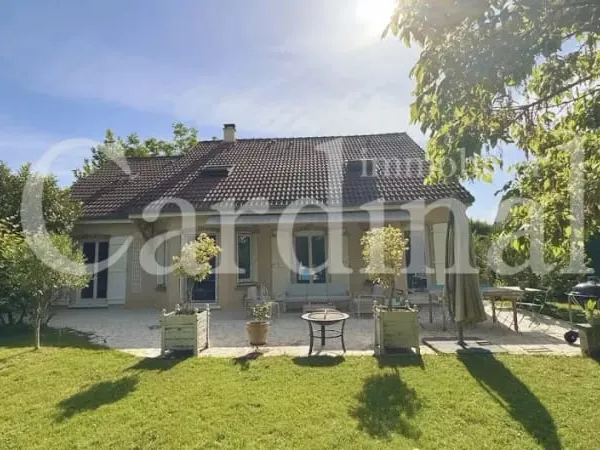 Maison 8 pièces 190 m²