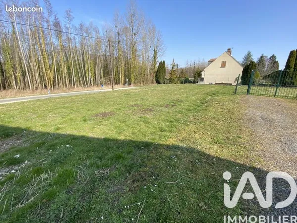 Terrain 568 m² Crouy-sur-Ourcq