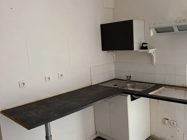 Saint Anastasie studio 17 M2
