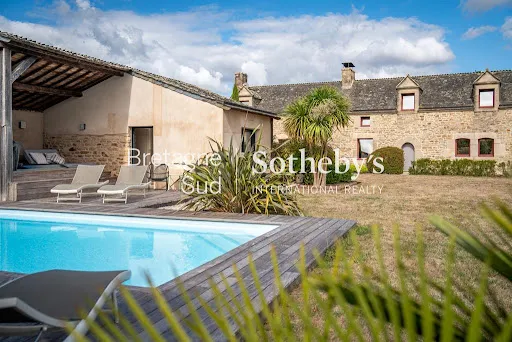 Maison 7 pièces 200 m²