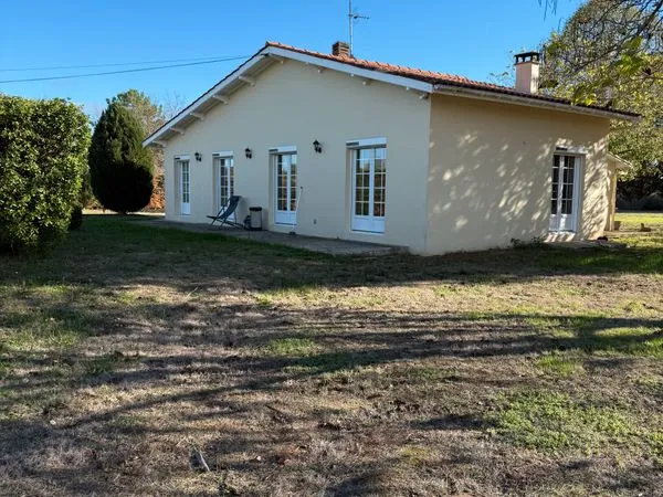 Maison 90m2 ,7000m2 de terrain à vendre
