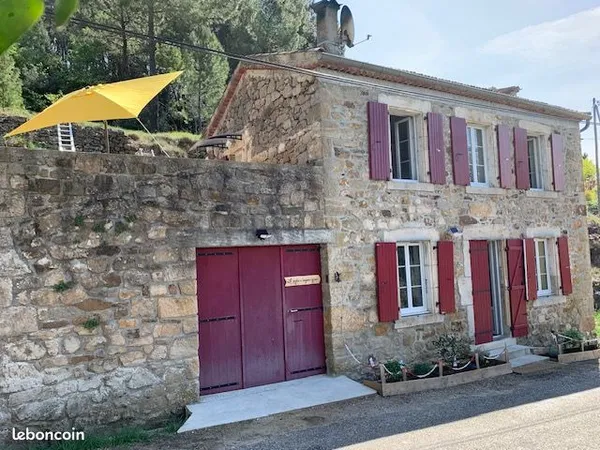 Maison en Pierres 1890, indépendante et Rénovée