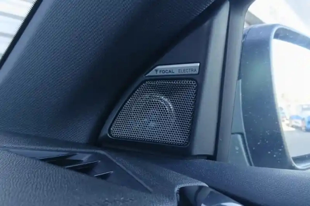 Ds Ds 7 hybride rechargeable e-tense 300 eat8 4x4 — photo 30