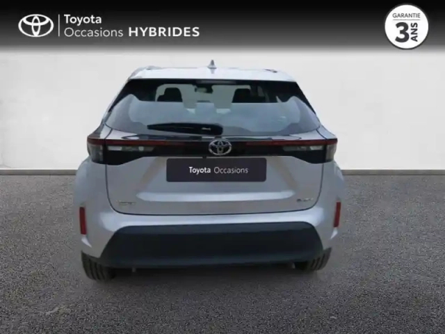Toyota Yaris cross 116h dynamic mc24 — photo 4