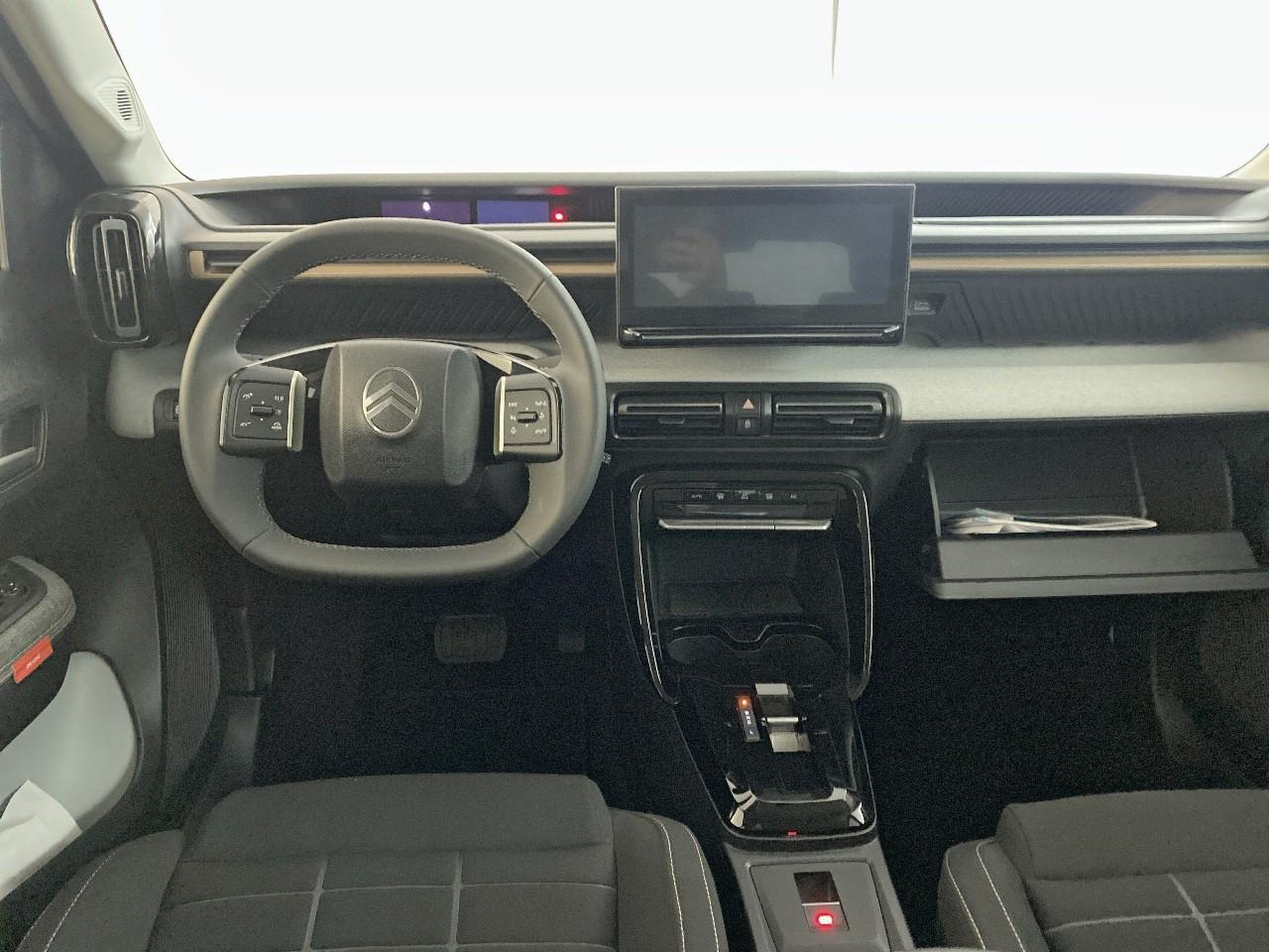 Citroën C3 Aircross hybride 145 ch aut plus — photo 8