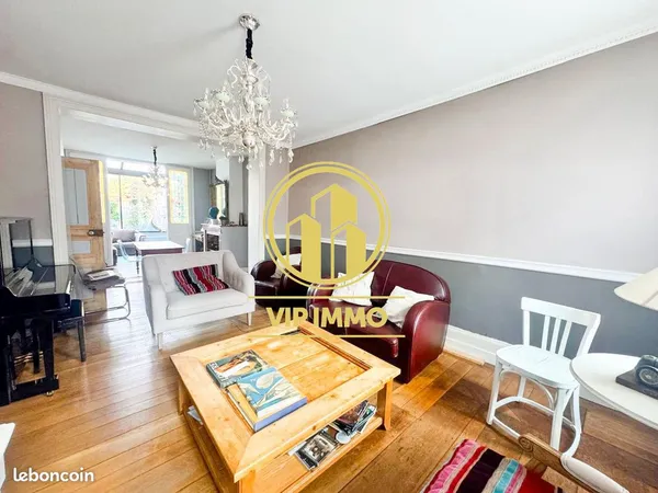 Maison 6 pièces 180 m²