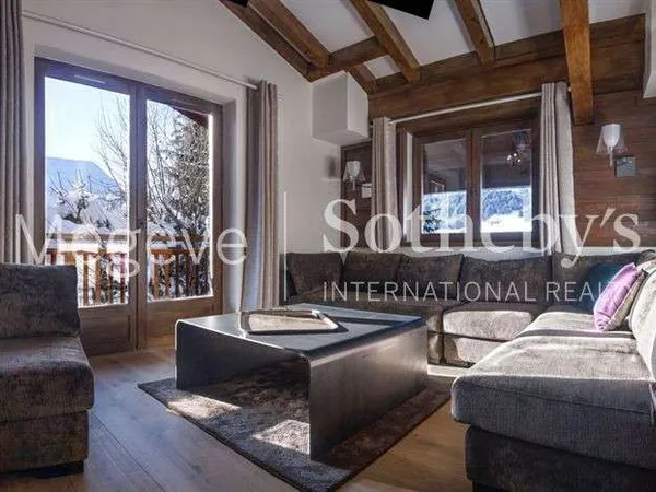 Appartement 6 pièces 180 m²