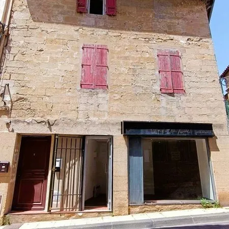 Immeuble 76 m²