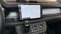 Land-Rover Defender 110 2.0 P300e PHEV X-Dynamic SE — photo 18