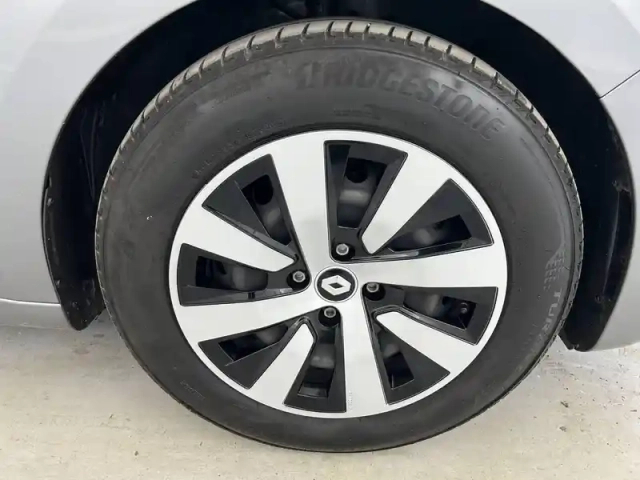 Renault Clio tce 90 — photo 19