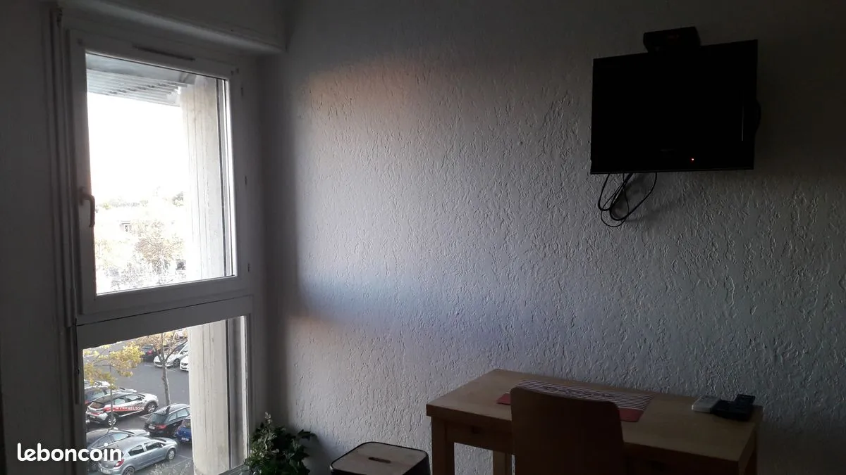 Photo 3