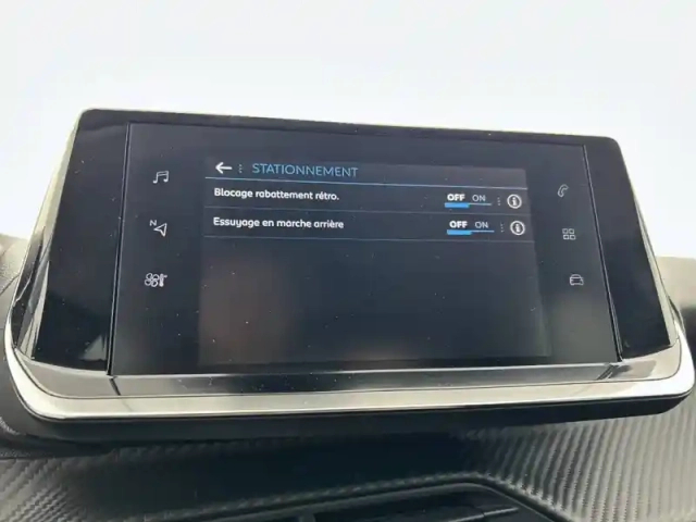 Peugeot 208 puretech 75 s&amp;s bvm5 — photo 89