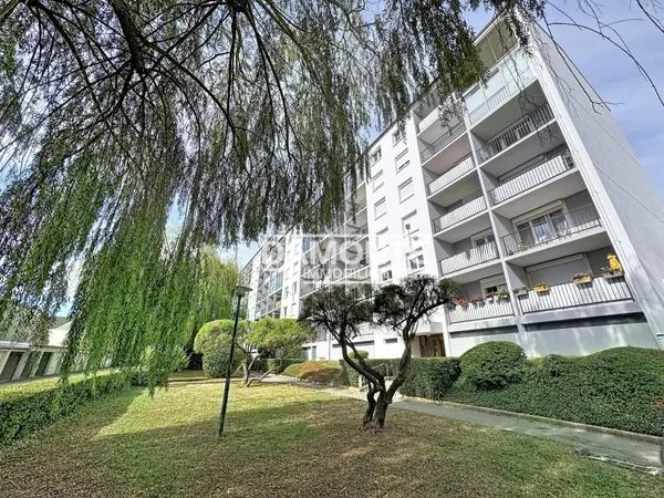 Appartement T2 refait à neuf - lumineux - Spacieux balcon