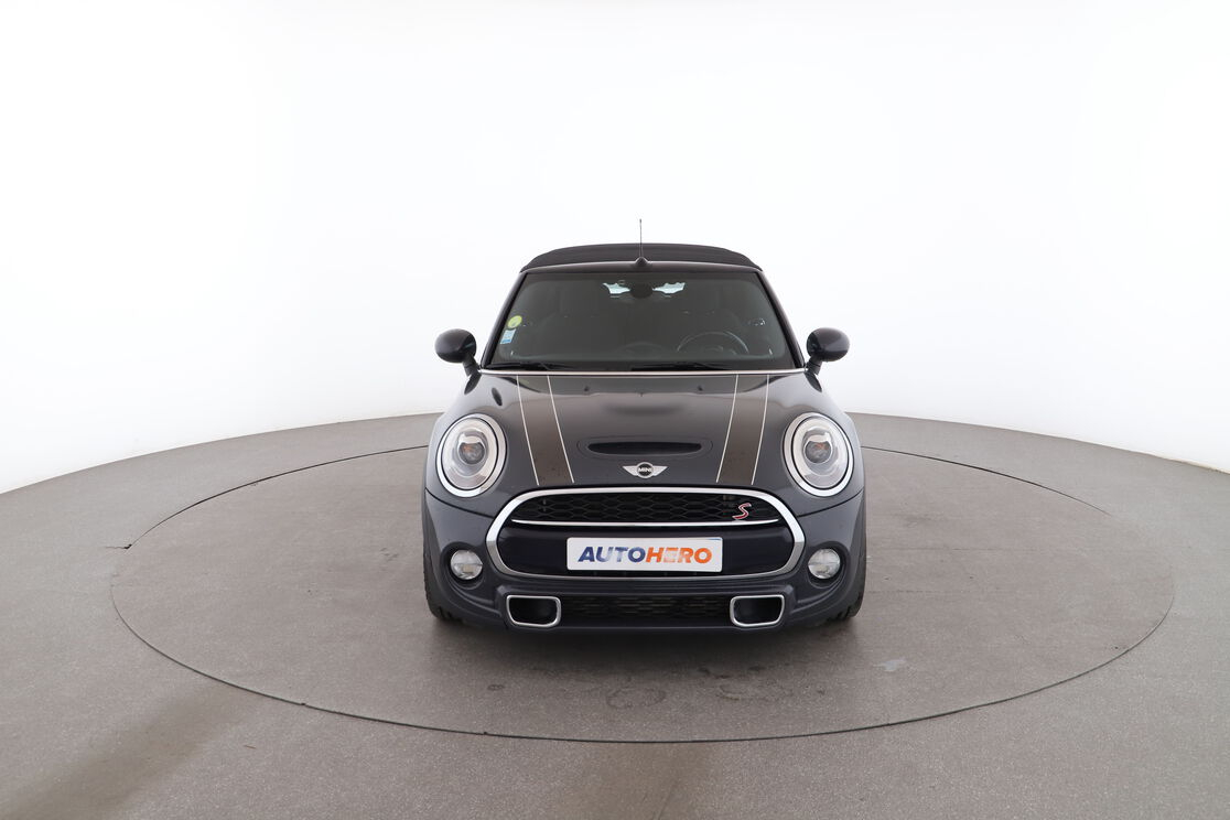 MINI Cabrio Cooper SD Finition Red Hot Chili BVA6 — photo 8