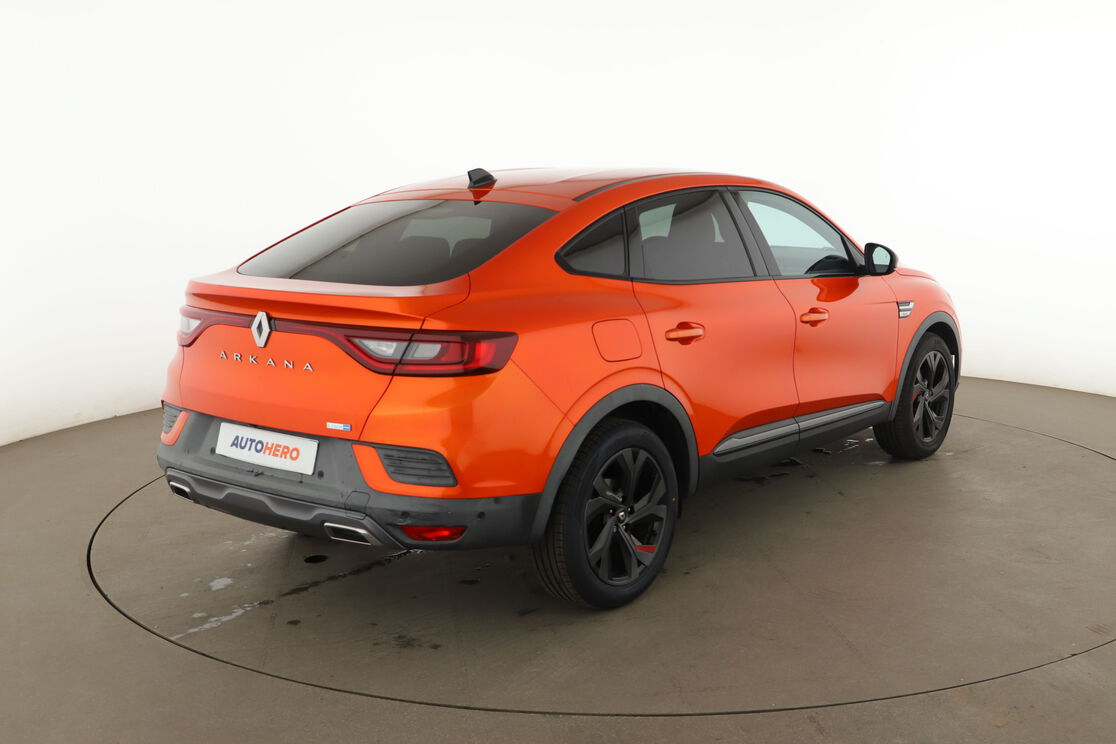 Renault Arkana 1.6 E-Tech RS Line — photo 5