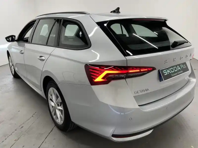 Skoda Octavia combi 2.0 tdi 150 ch scr dsg7