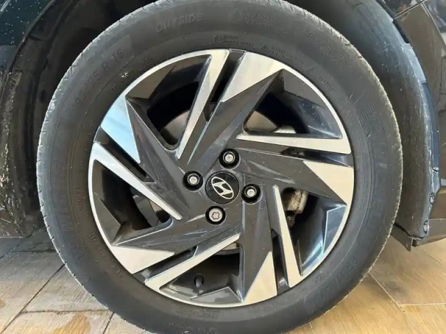 Hyundai I20 1.0 t-gdi 100 dct-7 hybrid 48v — photo 18