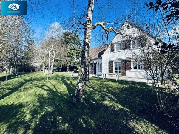 Villa 8 pièces 175 m²
