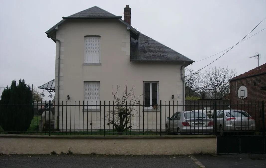 Photo 1