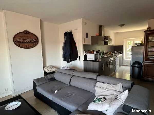 Appartement T4, 90 m2, 3 chambres, jardin et garage