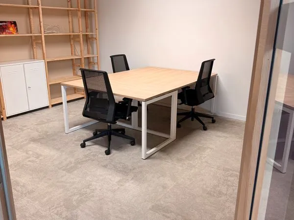 A LOUER - BUREAUX 17m²