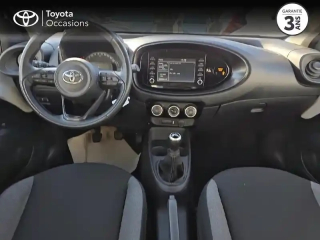 Toyota Aygo X 1.0 vvt-i 72ch dynamic — photo 14