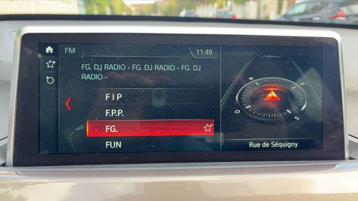 BMW X1 sDrive 18i 140 DKG7 - Xline – 2018 – 77050 km – Essence – Boîte Automatique — photo 4