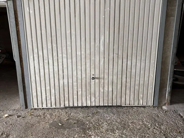 Parking 13 m²