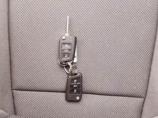 Seat Ibiza 1.0 ecotsi 95ch urban — photo 14