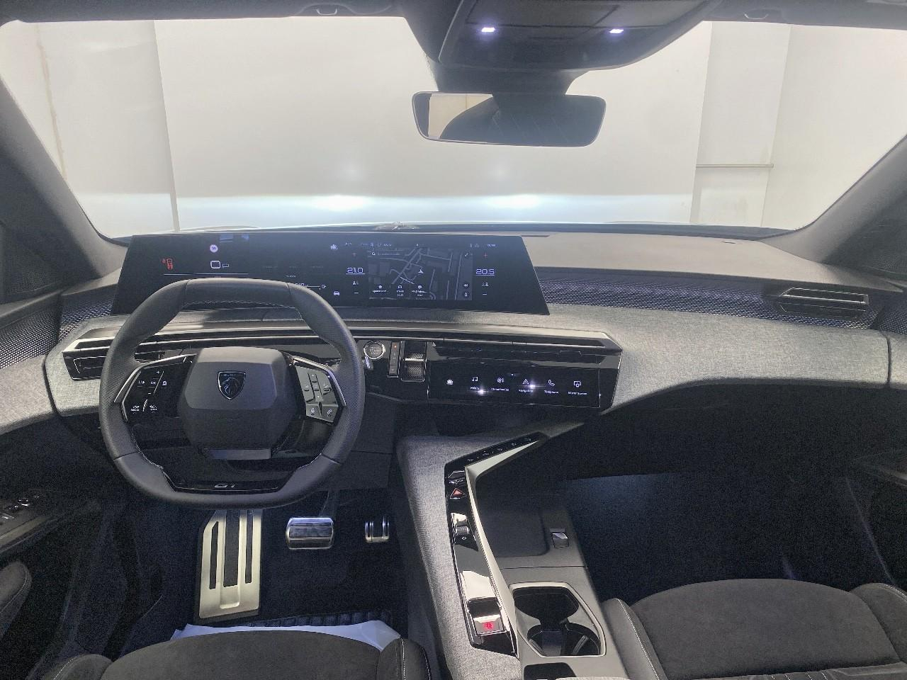 Peugeot 5008 hybrid 136 e-dcs6 gt — photo 8