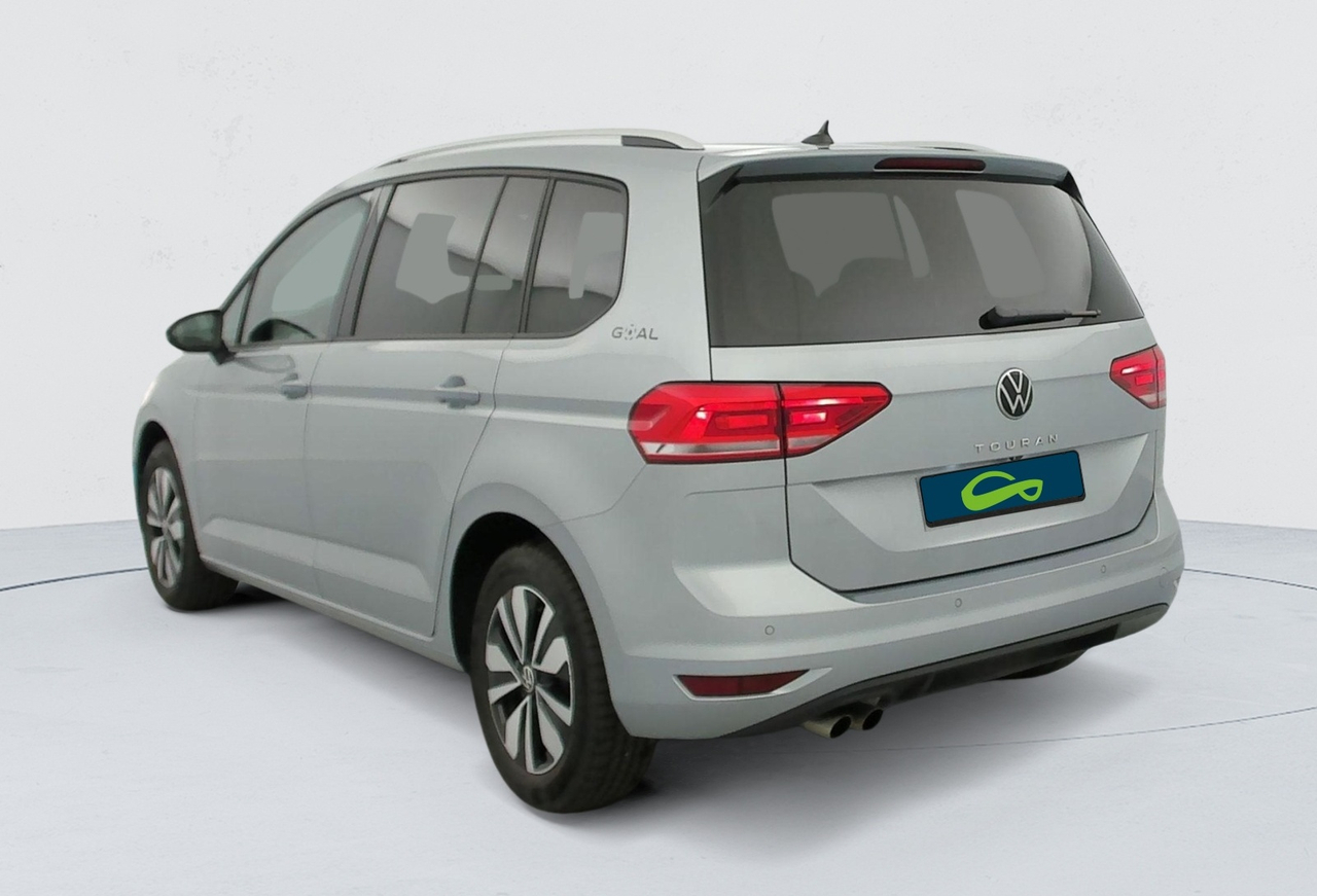 Volkswagen Touran — photo 3