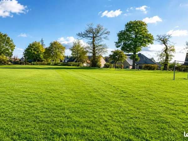Terrain 530 m² Pons