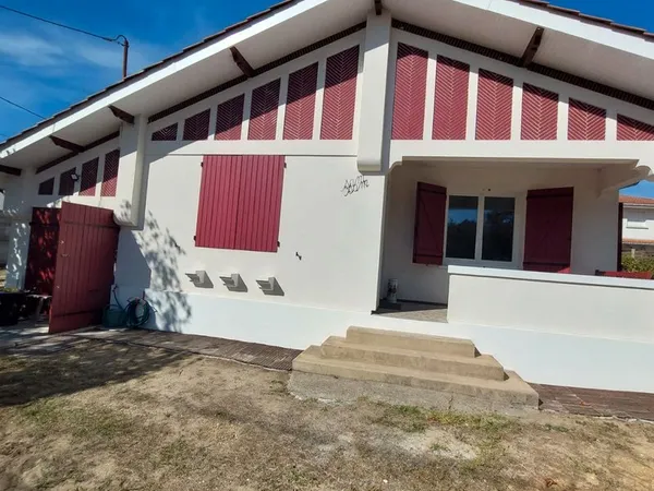 Maison locat°à l'année 2 ch