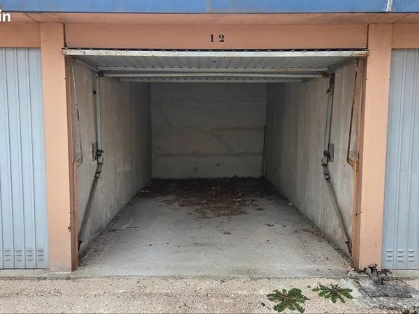 Garage à vendre Avenue Clémenceau