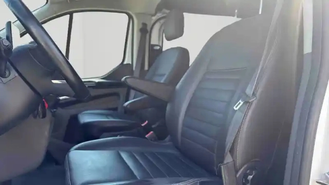 Ford Transit custom ca 300 l1h1 2.0 ecoblue 170 — photo 12