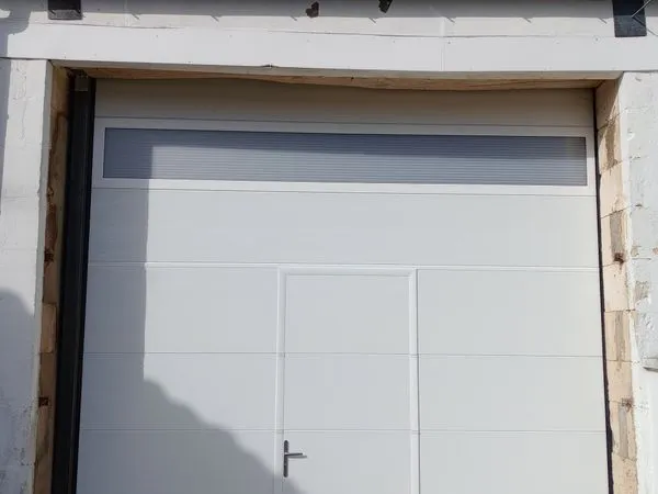 Location Garage 37m² avec porte motorisé
